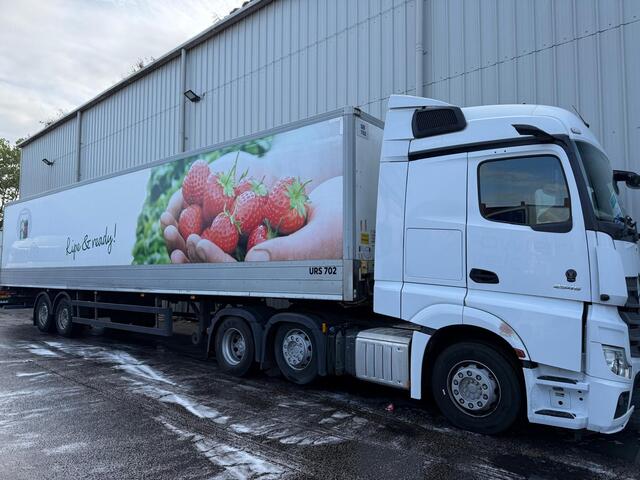 URS Choices trailer liveried for fresh produce distribution